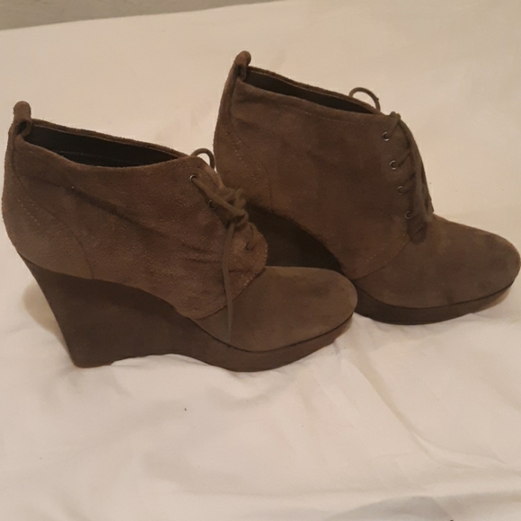 Booties - Picture 4 of 5